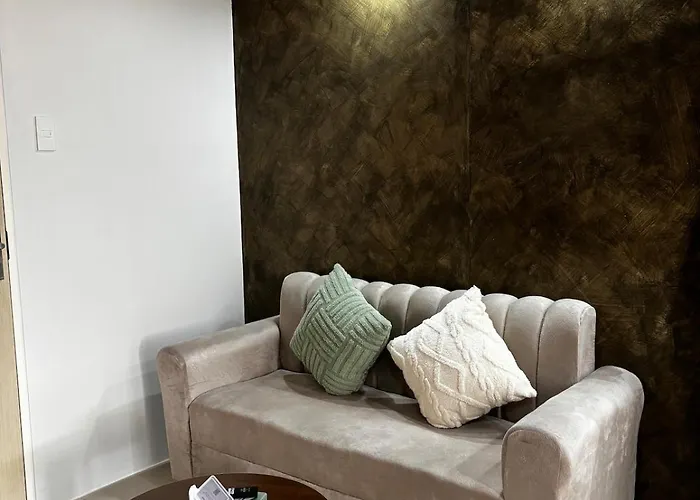16 Ortigas Cozy 2-bedroom Staycation With Netflix & Wifi 公寓
